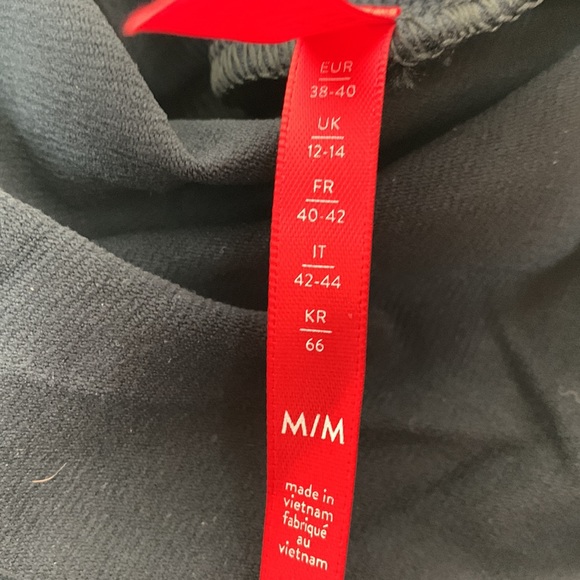 Spanx Mama Faux Leather Leggings - Picture 7 of 8